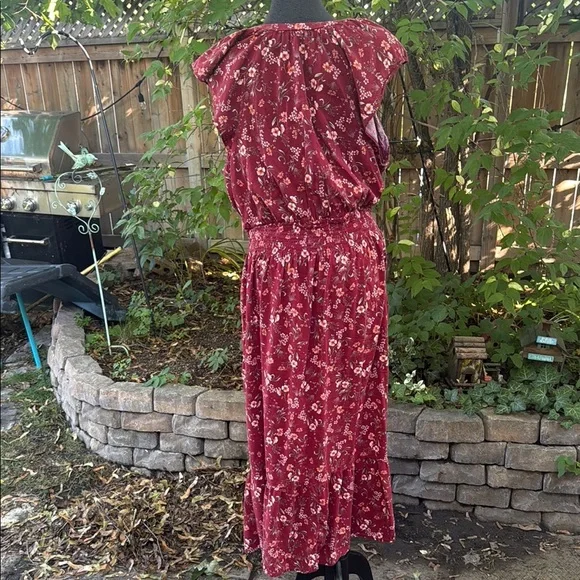Old Navy XXL Tall Floral Red Midi Dress. - Picture 6 of 11